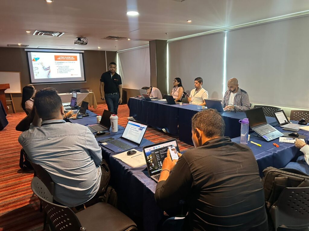 cursos de meta ads presenciales y practicos